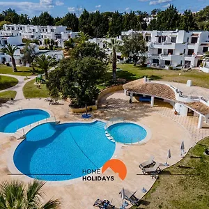 https://174-balaia-village-with-pool-by-homeholidays.hotelaalgarve.com